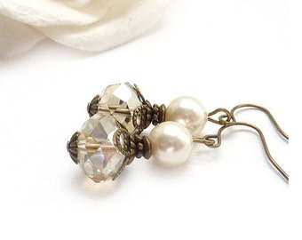 Classic Pearl Bridal Earrings - Champagne Crystal - Creme Swarovski Pearls - Vintage Inspired - Bridesmaid Earrings - Free Shipping