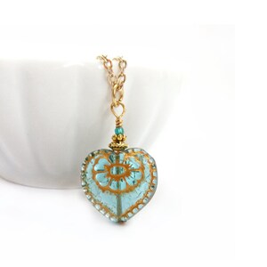Romantico cuore ciondolo - Aquamarine Czech Glass - collana stile vittoriano - regalo per lei