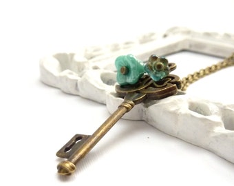 Vintage Skeleton Key Necklace - Long Layering Necklace - Turquois Glass Flowers - Simple Pendant Necklace