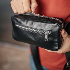 Handmade Men’s Leather Bum Bag – Crossbody Bag – Leather Belt Bag – Small Leather Shoulder Bag – Black Leather Cell Phone Bag – Perfect Gift
