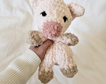 Crochet Pig Plushie / Piggie Toy / Baby Gift / Soft Amigurumi / Farm Animal Lovey / Perfect Baby Shower Gift