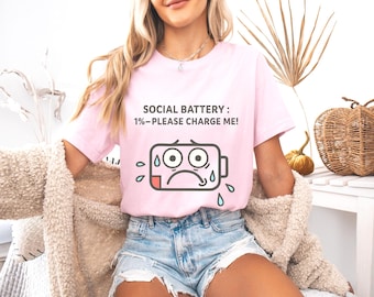 Social Battery 1% T-Shirt: Funny Introvert Cartoon Tee