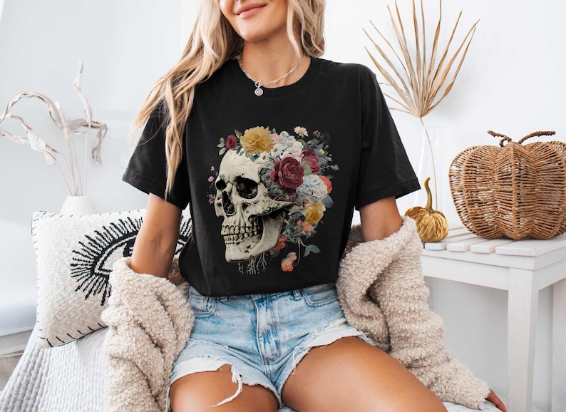Floral Skull Tee, Goth Style, Day of the Dead T-Shirt image 1