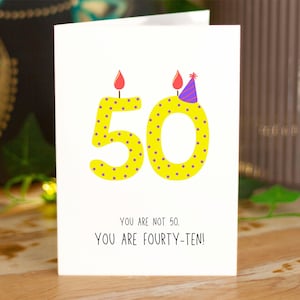Tarjeta divertida de 50 cumpleaños, tarjeta de felicitación sarcástica, tarjeta de hito para ella o para él, feliz 50 cumpleaños, tarjeta de cumpleaños para el esposo, cursi