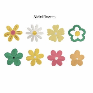 小さな花の刺繍、かわいい 8 つのミニ花のデザイン、機械刺繍、花束、4 つのサイズの即時ダウンロード、デイジーの個々の花