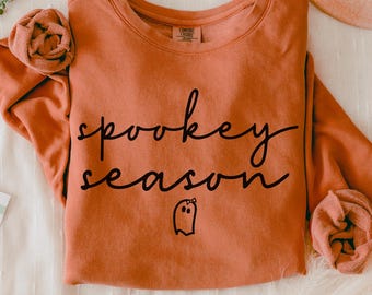 Cute Spooky Season Sweatshirt,Halloween Sweatshirt, Womens Halloween Sweatshirt, Cute Fall Sweater, Gift For Halloween, Spooky Season Shirt