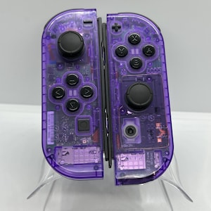 Nintendo Switch JoyCon’s Custom Transparent Purple Controller