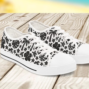 Floral Print Canvas Sneakers: Women&#39;s Trendy Low Top Shoes