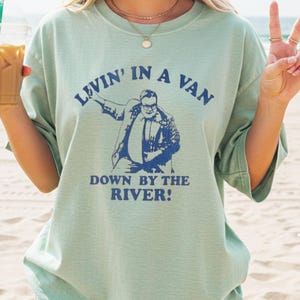 Camiseta Matt Foley SNL: Citação engraçada de Chris Farley, camiseta tingida