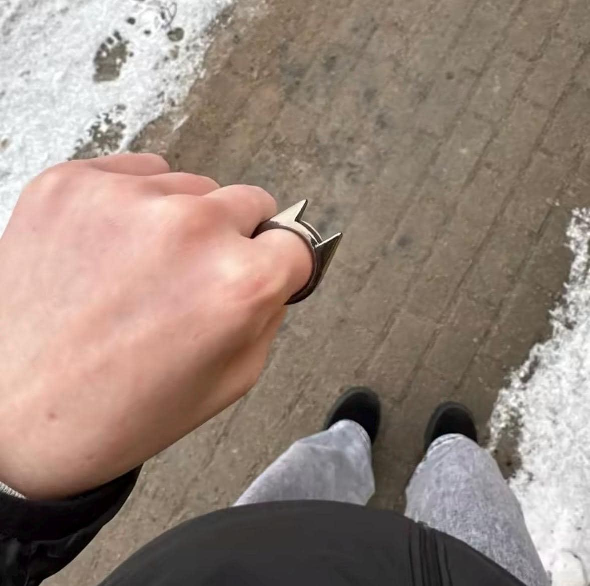 Street style steel ring – Unisex self-defense spike ring – Original urban jewelry – Original gift for men/women