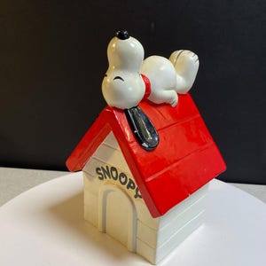 Peanuts Snoopy Vintage Piggy Bank - Etsy