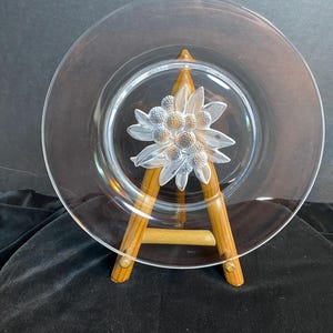 Vintage Hoya Crystal Berry Plate 8 Inch Frosted Etched Glass Japan Fruit Cluster Luncheon Salad Plate
