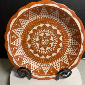 D.C. Vallo Acoma Pueblo Pottery Shallow Plate: Hand-Carved Kokopelli Southwestern Art
