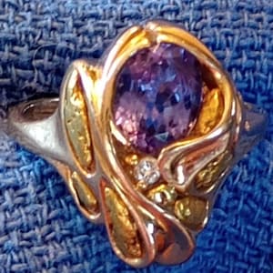 14k Gold Nugget Ring, 1.6 ct natural tanzanite and small diamond size 9-9.5