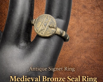 Medieval Bronze Seal Ring – 13th–14th Century – Antique Signet Ring – Wearable Artifact