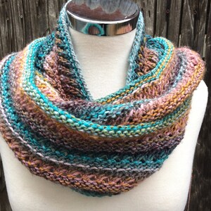 Turquoise & Pink Infinity Moebius Scarf KNITTING SALE SC6 image 5