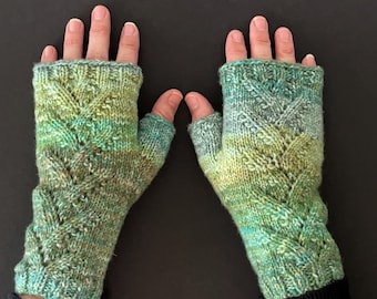 Tweedy Green & Blue Fishtail Lace Gloves - KNITTING SALE - GL11