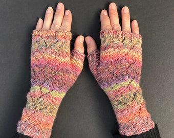 Tweedy Peach and Green Lace Fingerless Gloves - Hand-Knit Gloves - KNITTING SALE - GL6