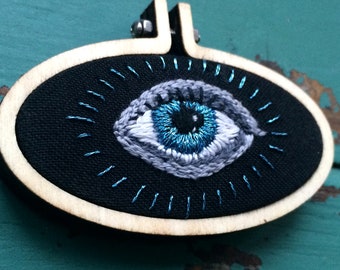 All-Seeing Eye Embroidery - Anatomical Art - Mini Embroidery - Evil Eye Protection -  Embroidered Hoop Art - Gift