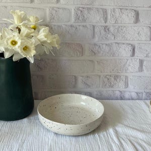 Bowl Ceramic With Blotches, Pottery Bowl, Handmade Ceramic Dish, Serving Bowl, Tableware for Modern Dining, Bowl For Popcorn, Salad, Fruit