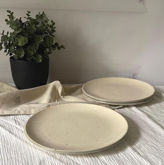 Plato de cerámica hecho a mano, plato de cerámica para uso diario