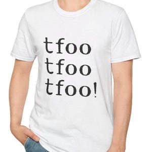 Tfoo Tfoo Tfoo! - Ochrona przed pechem i złym okiem - Śmieszna koszulka żydowska dla mężczyzn