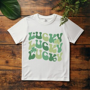 Retro Lucky svg Lucky Png Sublimationsdesign Klee Png St Patrick&#39;s Day Geschenk St Patrick&#39;s Day Geschenk St Patrick&#39;s Day Geschenk