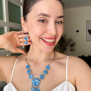 Conjunto de collar y aretes de alpaca hechos a mano con incrustaciones de turquesa / Joyería artesanal mexicana / Accesorios bohemios chic para mujer