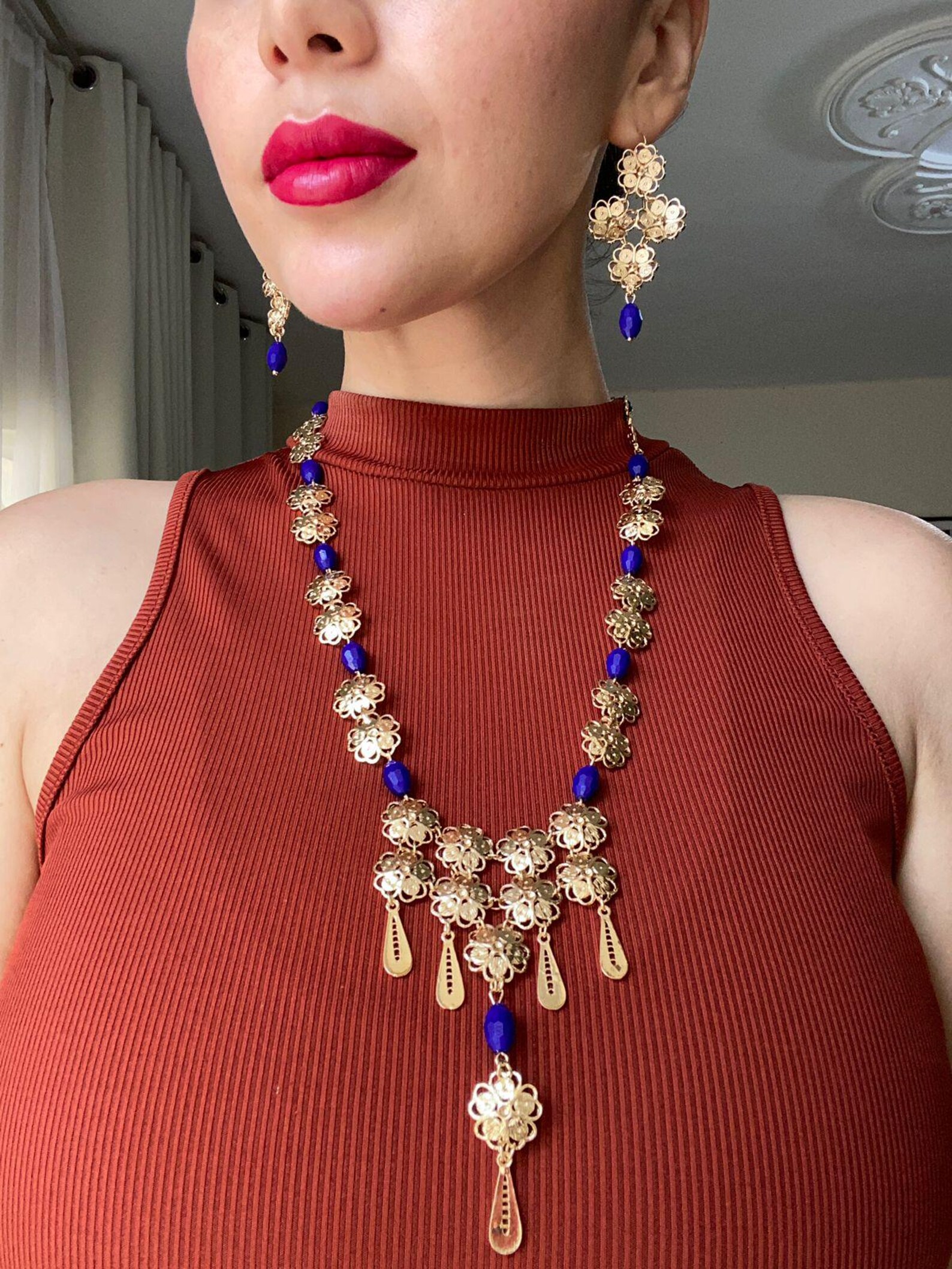 Gold Filigree Jewelry Set: Royal Blue Beaded Necklace & Dangle Earrings