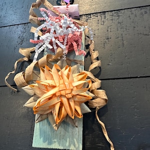 Fancy Palm Flower Bird Toy