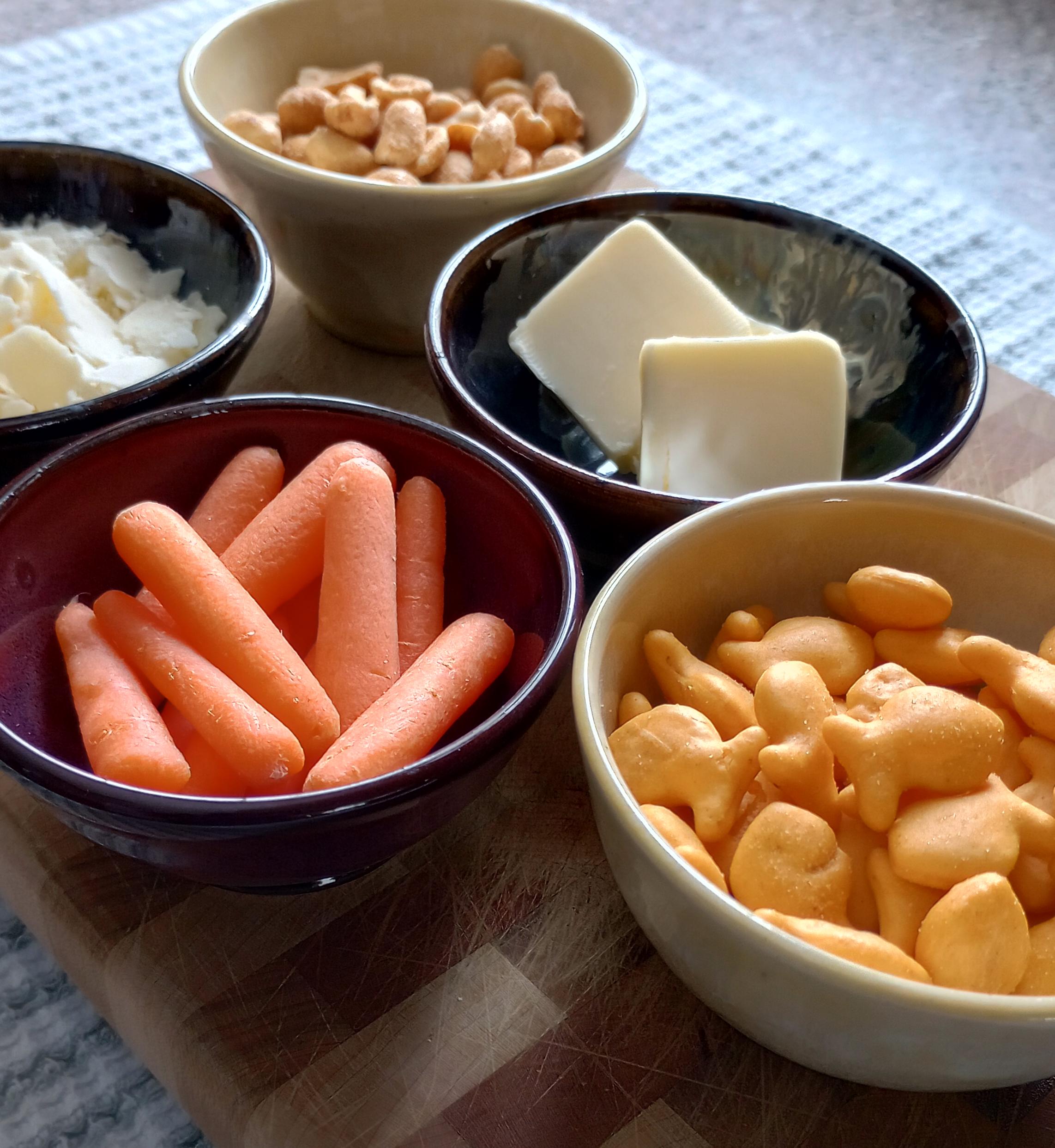 Mise En Place Bowls // Small Snack Bowls // Small Pottery Bowls // Handmade Pottery // Small Food Prep Bowls