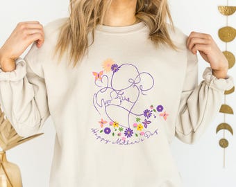 Mother's Day Grandma Shirt: Floral Line Art, Gift from Grandkids