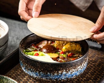 Japanese Ceramic Ramen Bowl: Minimalist Kitchen Decor
