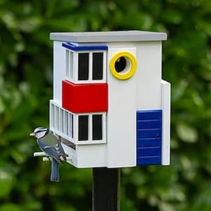 bird house and bird feeder white red blue yellow de stijl style