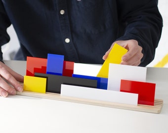 Shapes of MONDRIAN | A 3D Diorama to create artworks inspired in Neoplasticism and De Stijl | To play, educate & decorate | Modern Art Gift