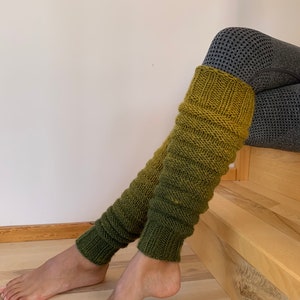 Hand Knitted leg warmers in shades of green , hand knitted green legwarmers, yoga socks, fitness, dance image 10
