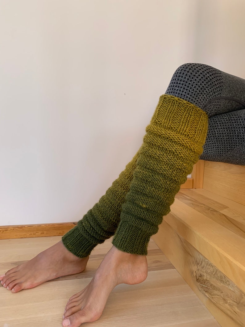 Jambières tricotées à la main dans les tons de vert, jambières vertes tricotées à la main, chaussettes de yoga, fitness, danse image 10