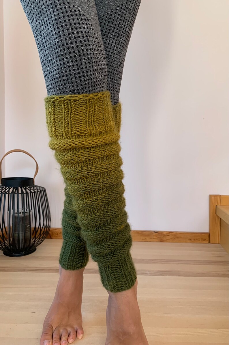 Hand Knitted leg warmers in shades of green , hand knitted green legwarmers, yoga socks, fitness, dance image 8