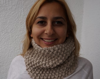 Beige Hand Knitted Cowl, extra warm and thick, beige knitted infinity scarf, READY FOR SHIPPING