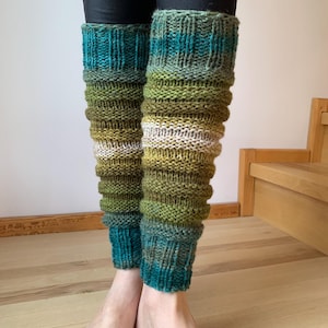 Hand knitted leg warmers in green shades , hand knitted  leg warmers, yoga socks, fitness, dance, READY FOR SHIPPING