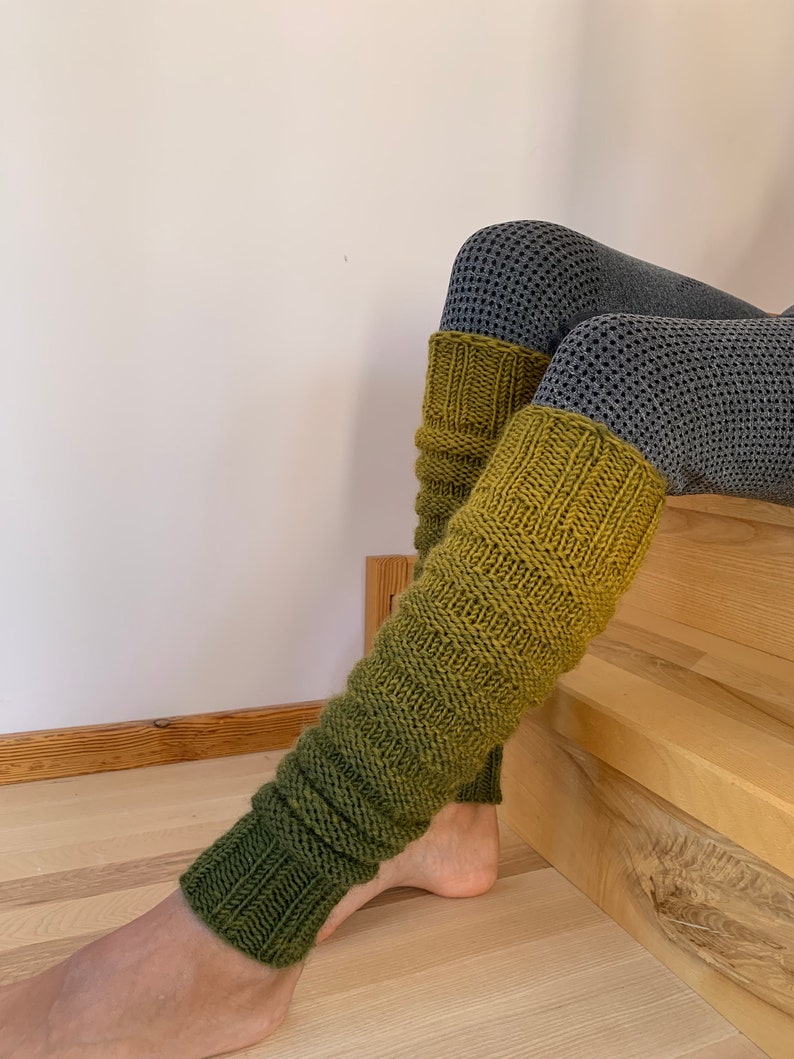 Hand Knitted leg warmers in shades of green , hand knitted green legwarmers, yoga socks, fitness, dance image 9