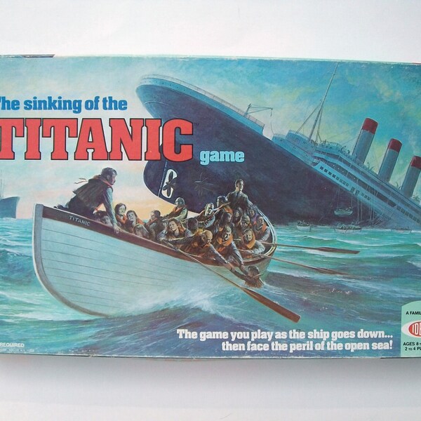 Vintage The Sinking of the Titanic Board Game 1976