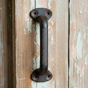 Drawer Pull, Cast Iron Vintage Farmhouse Cabinet Hardware, 5.8"