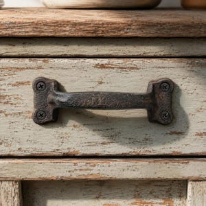 Door Handle, Antique Cast Iron, Barn Gate and Cabinet Pull, 5.5"