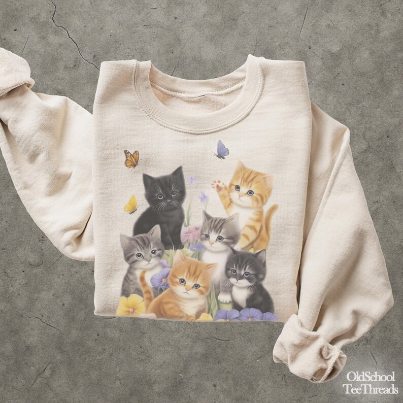 Retro Kitten Sweatshirt, 90s Style Vintage Cute Cats Pullover, Boho Unisex Flowers Cat Butterfly Grafic Crewneck, Retro Animal Top