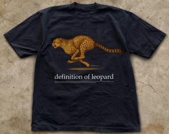 Vintage Leopard Graphic Tee: Retro Animal Print T-Shirt