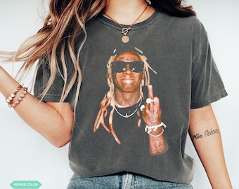 Comfort Colors® LIMITED !! Lil Wayne Middle Finger shirt Lil WAYNE Tour 2025 North America Tour Lil Wayne shirt T-Shirt Lil Wayne Merch