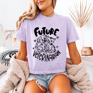 Future Veterinarian Tee, Aspiring Vet Shirt, Cute Animal Lover Tee, Vet Student Gift, Cartoon Dog Cat Top,Dream Job Tee,Graduation Gift