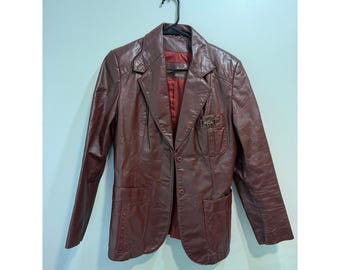 Chaqueta tipo blazer de cuero burdeos vintage Etienne Aigner para mujer, talla 14, color burdeos.