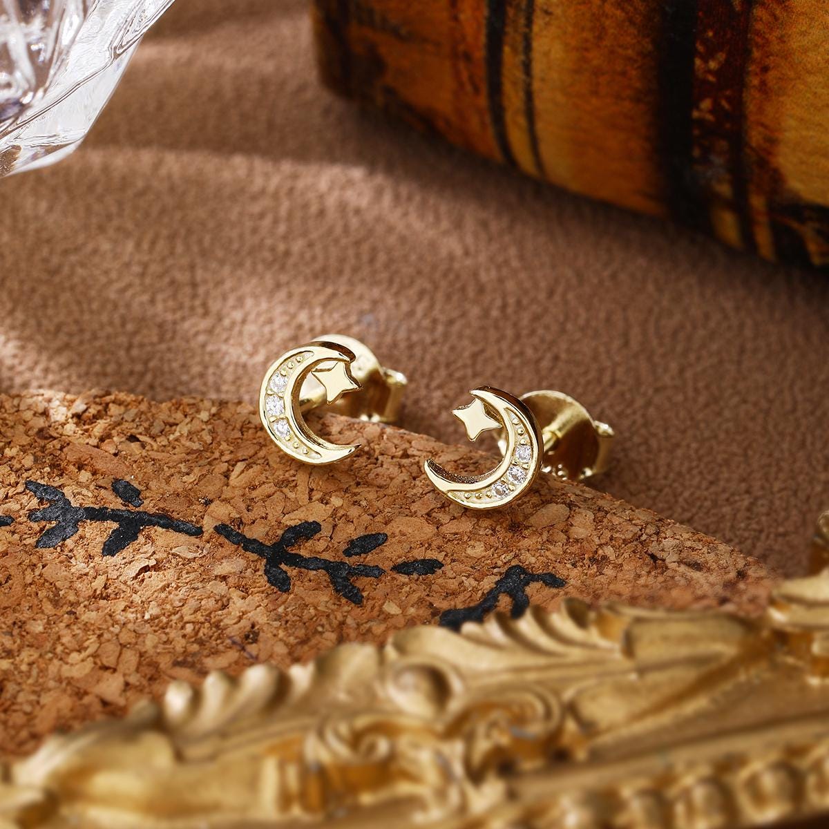 Orecchini a bottone a forma di luna lucida con zirconi piccoli in argento Sterling 925 per regalo di gioielli placcati in oro dolce 14K coreano  36